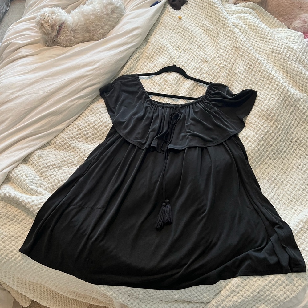 Black Top - Picture 2 of 6